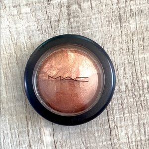 MAC Mineralize Blush